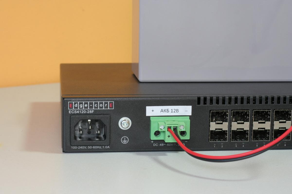 ECS4120-28F выход на аккумулятор через разъем DC